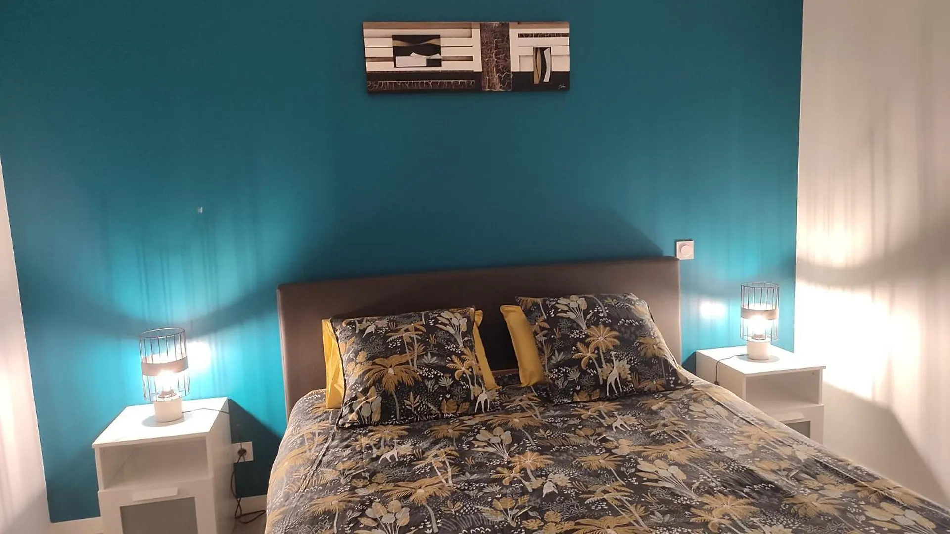 Maison De Caractere Peaule Holiday home